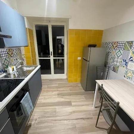 Mondovi 27 - Ponte Lungo Station Apartment Rom