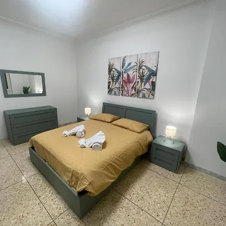 Apartment Mondovi 27 - Ponte Lungo Station